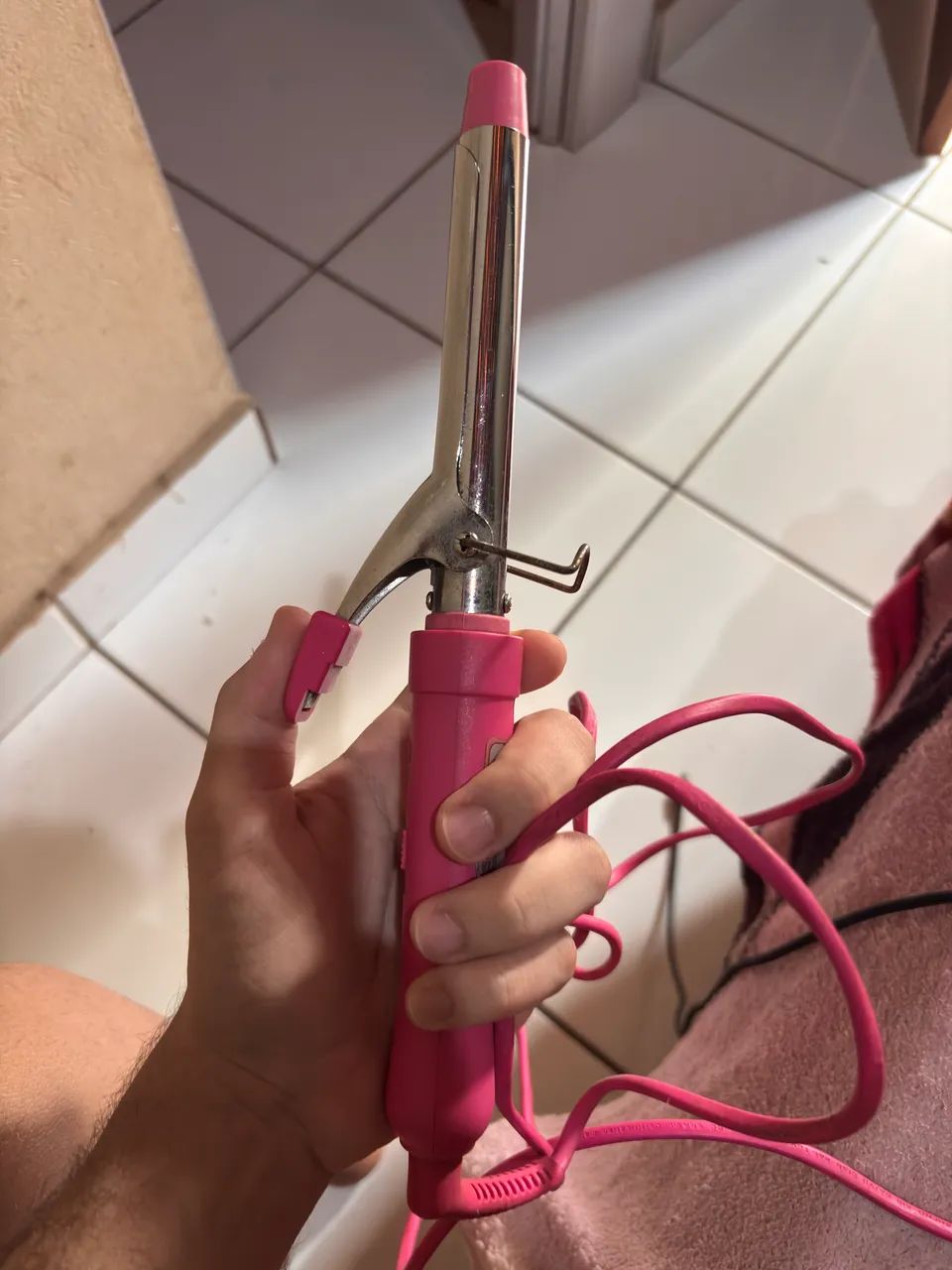 Baby liss  modelador de cachos - Foto 4