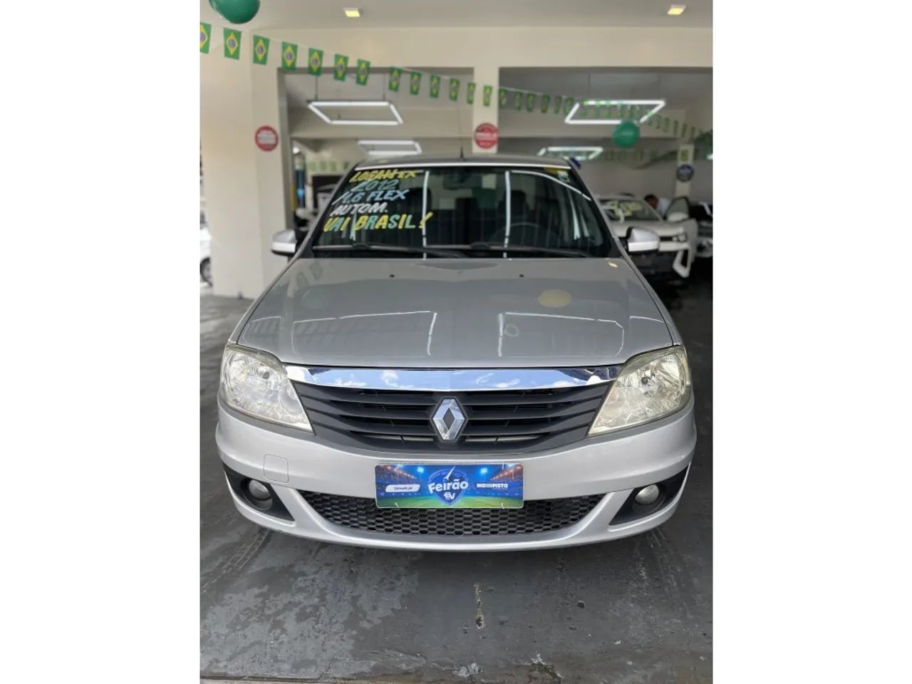 Renault Logan Expression Flex 1.6 16V 4P 2012 - Foto 2
