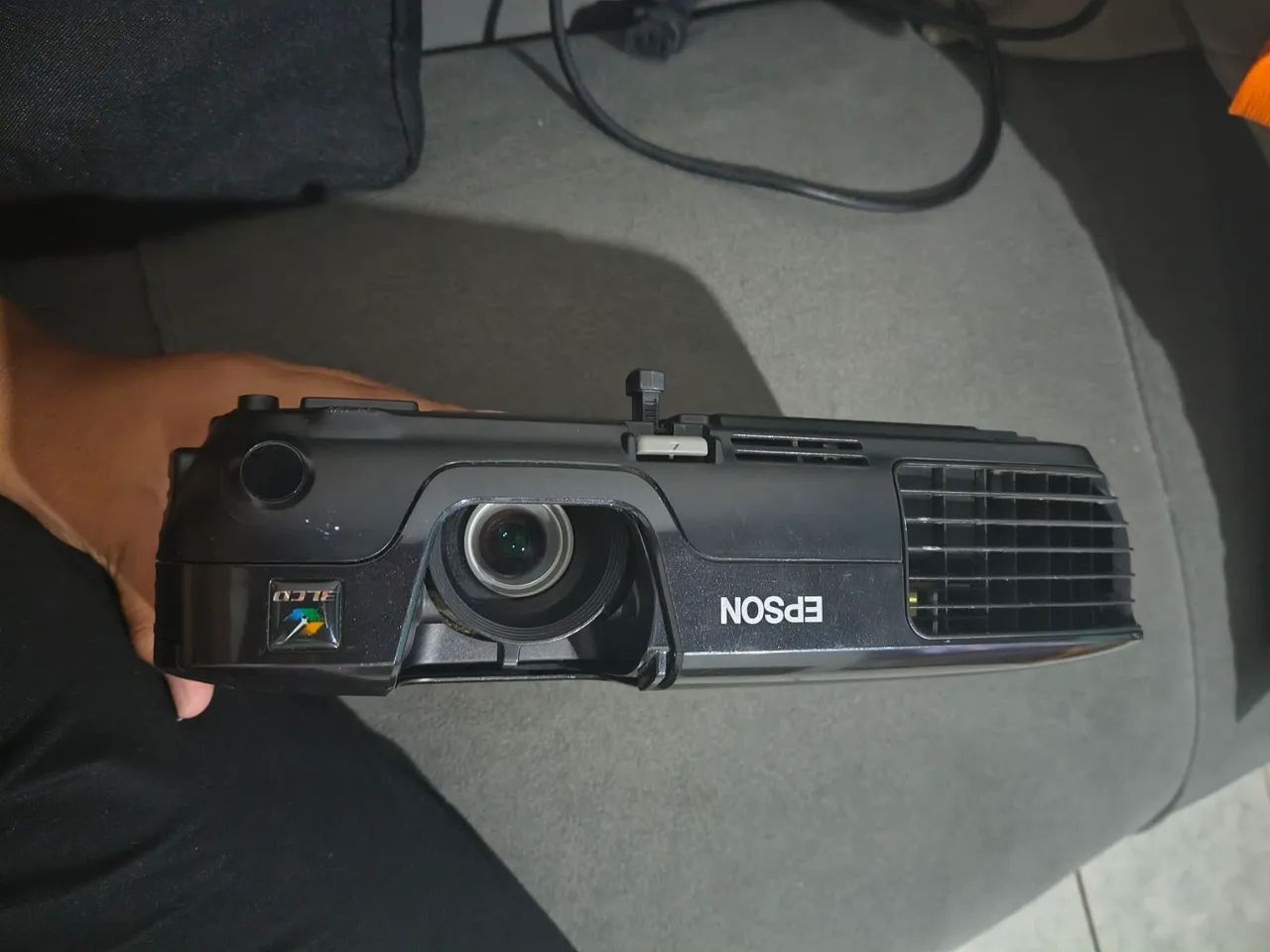 Vendo projetor Epson Power lite s10+ - Foto 3