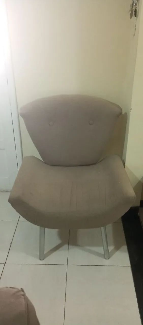 2-Poltronas bem conservadas - Foto 3