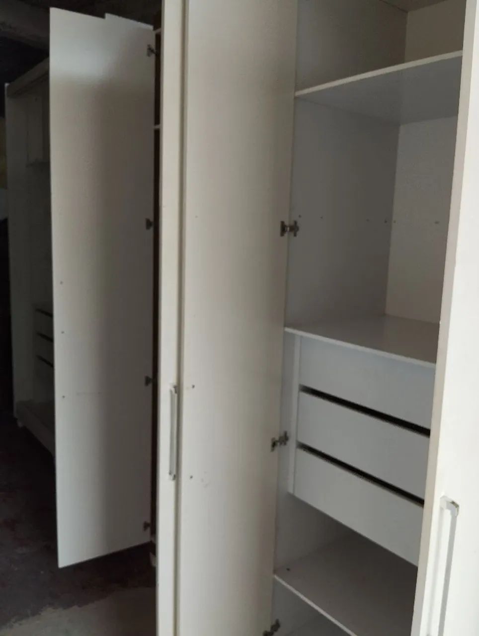 Guarda roupa de 4 portas - Foto 2