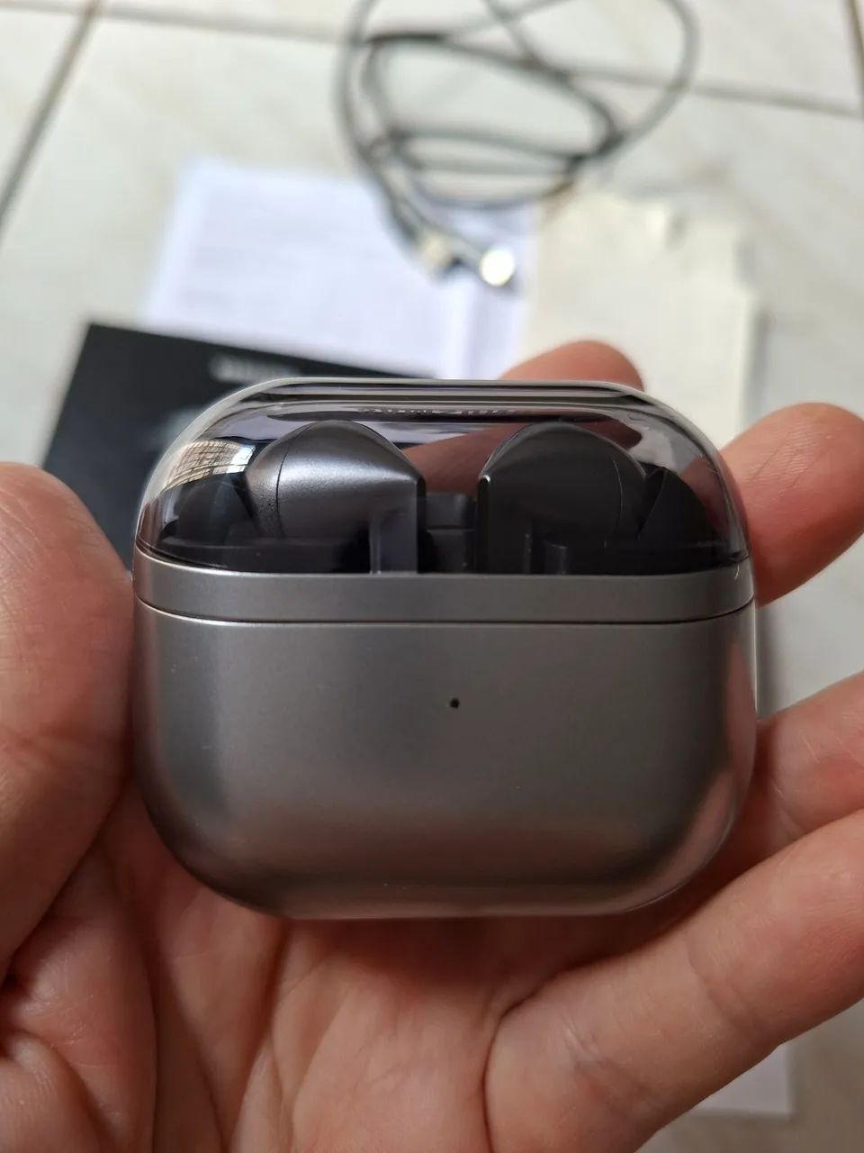 Galaxy Buds 3 Pro garantia até 2 de maio de 2027 e em estado impecável. - Foto 3