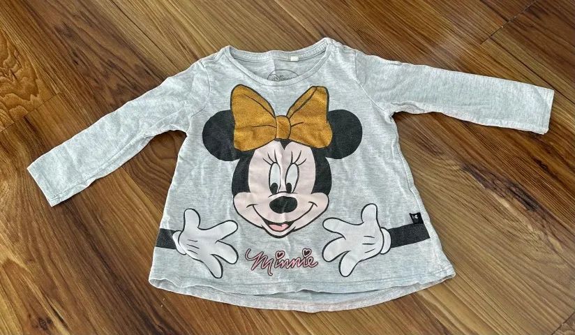 Camisetas Minnie C&A tamanho 12 meses (Desapegos) - Foto 2