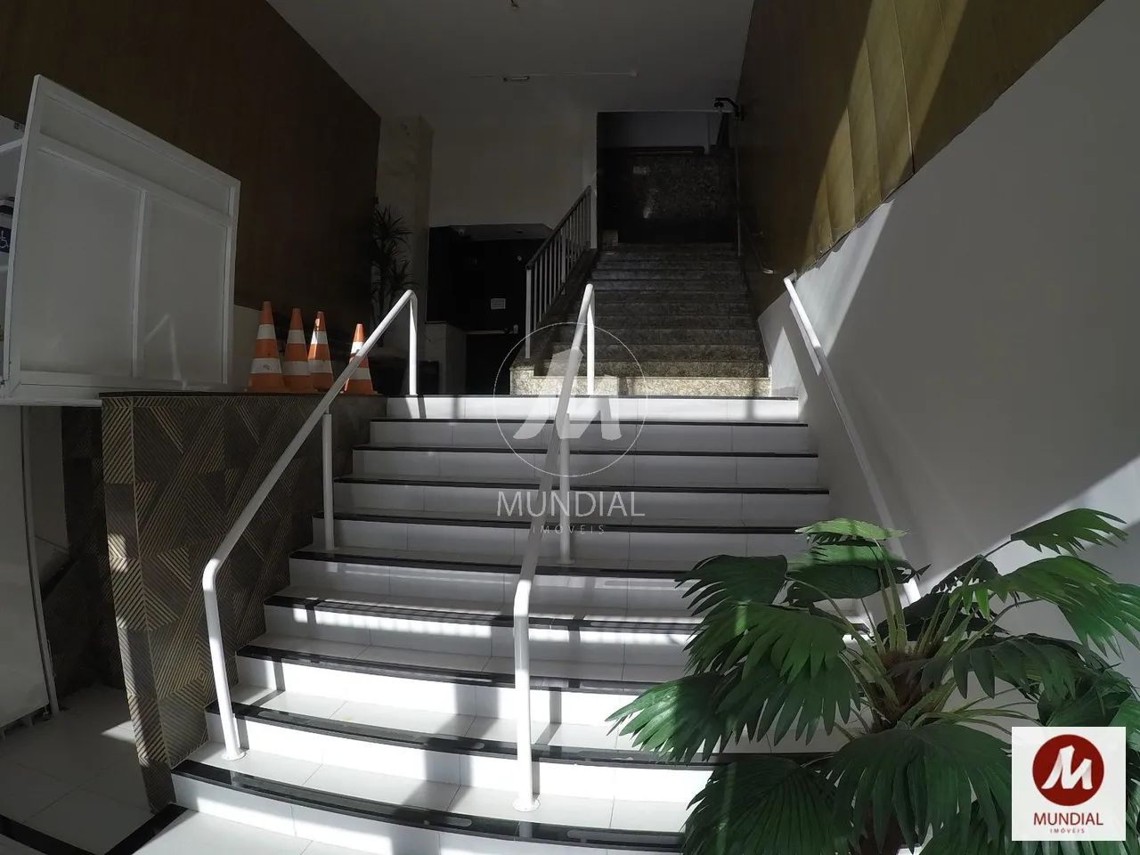 Sala comercial à venda no bairro CENTRO - Foto 2