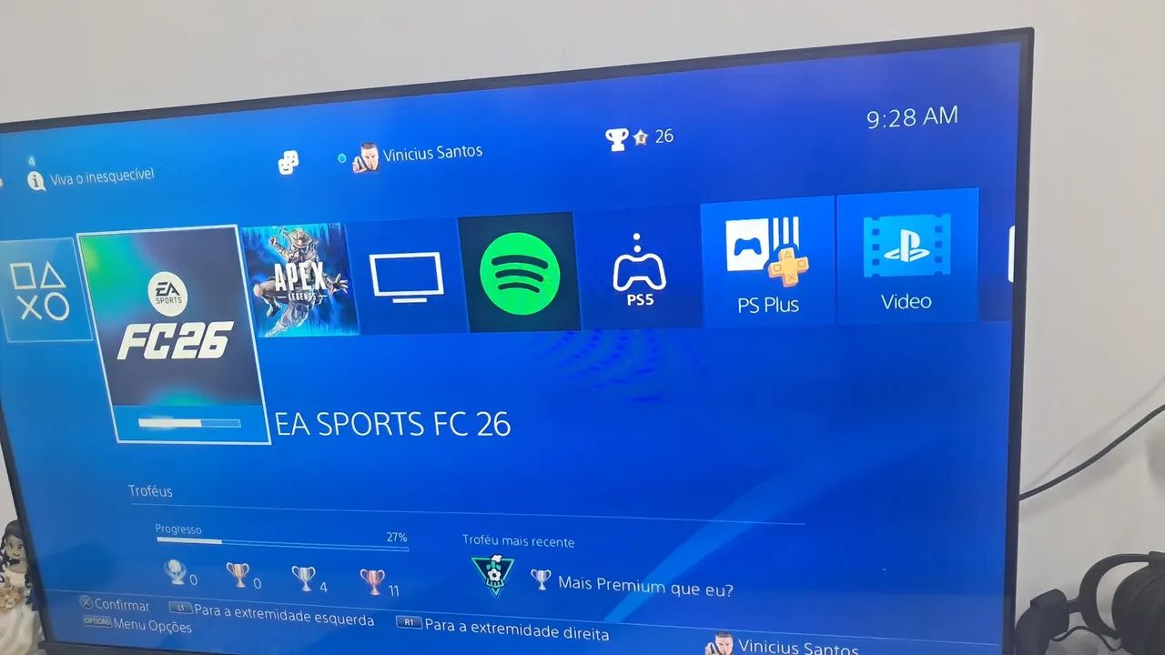 Vendo ps4 com um controle  funciona tudo certinho. 800$ - Foto 2