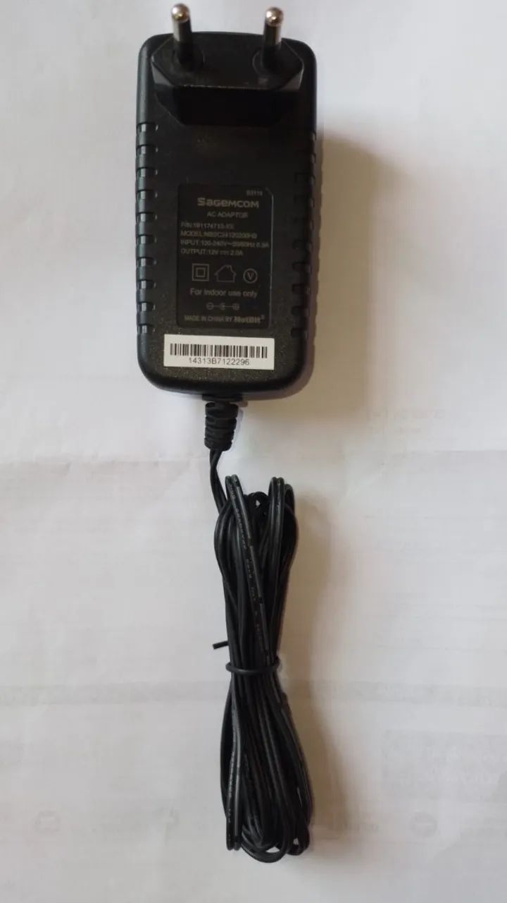 Fonte Sagemcom Bivolt 12V 2A Usada - Foto 4