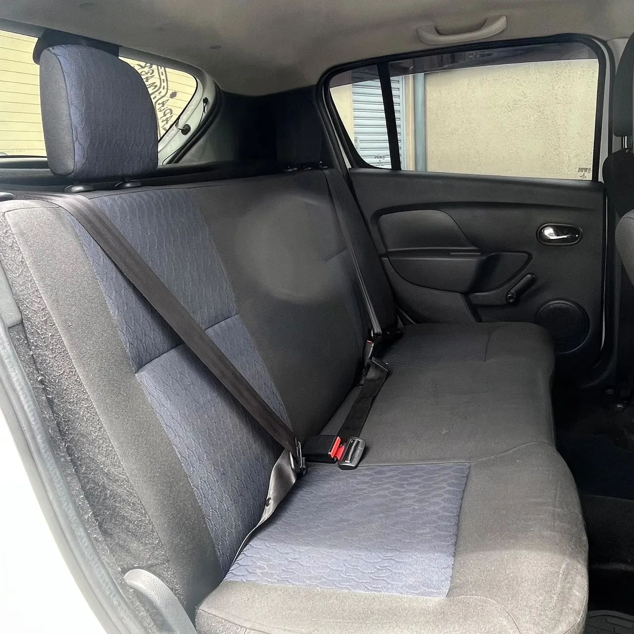 Renault Sandero Expression Flex 1.0 12V 5p, foto 16 de 20