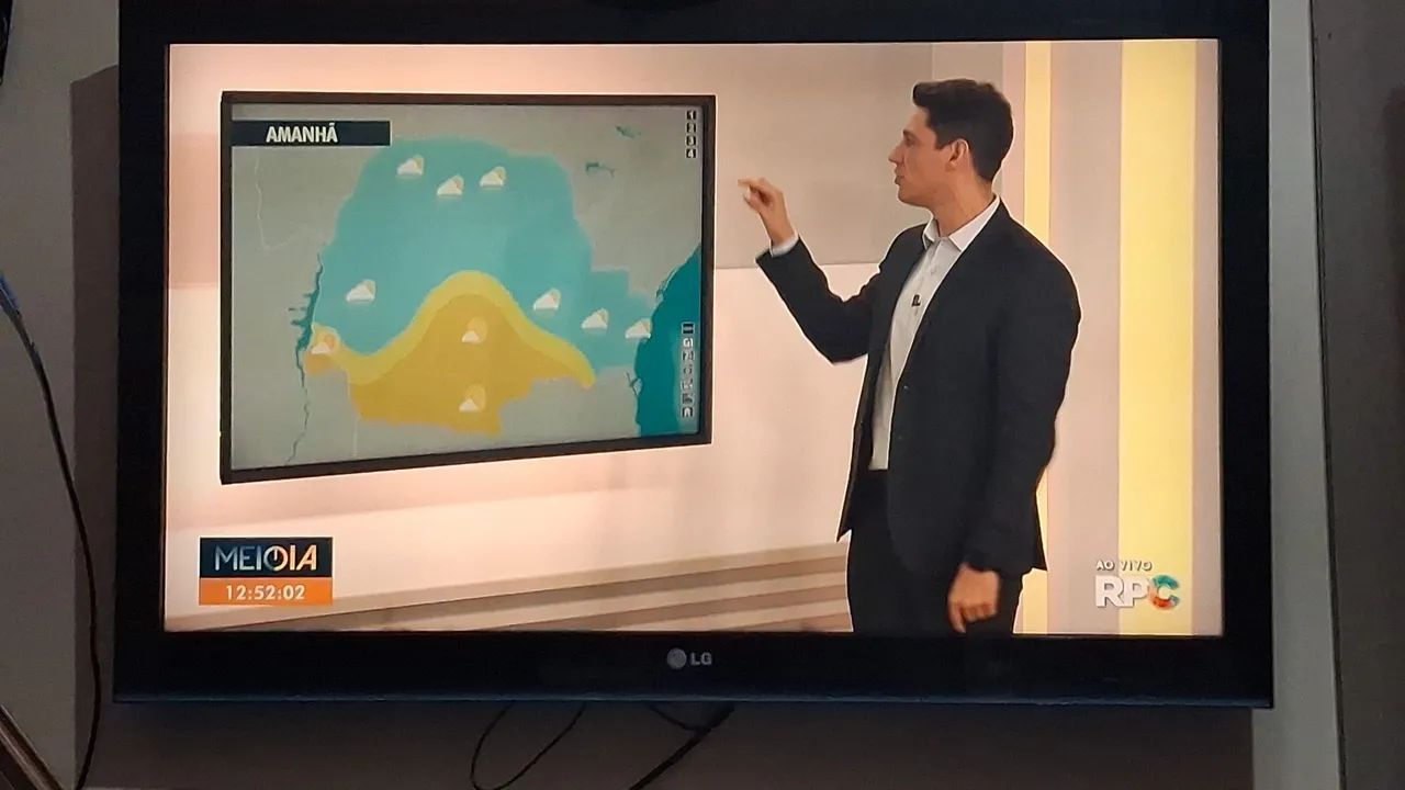 Televisão LG 42 polegadas