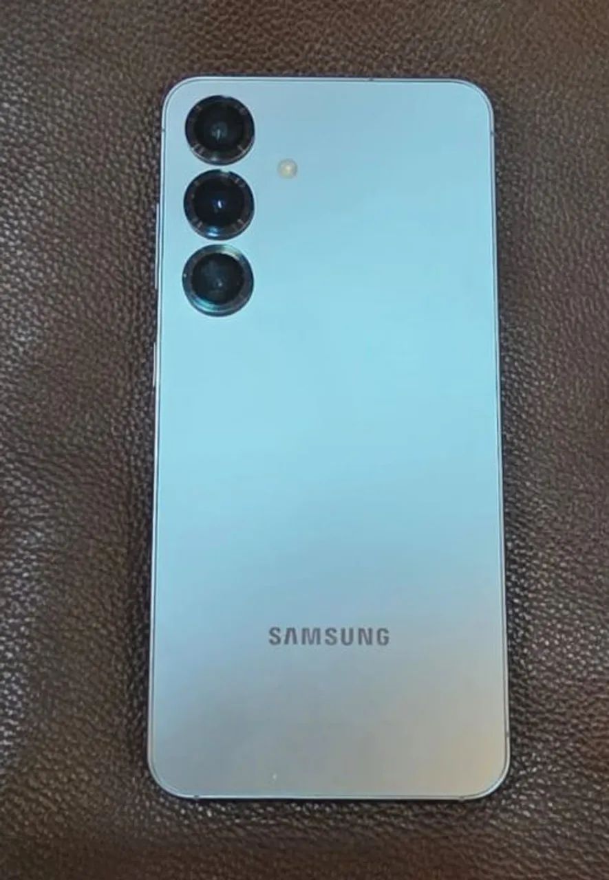 Samsung Galaxy S25 FE  - Foto 2