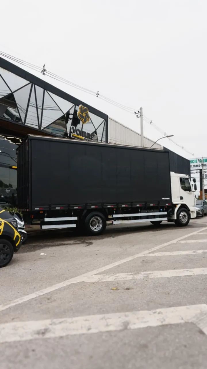VOLVO VM 220  - Foto 4