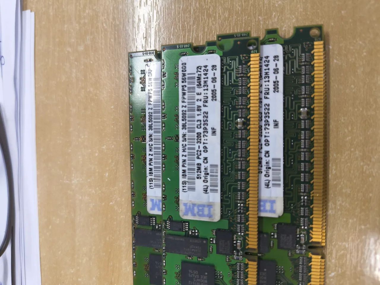 5 pente de memória DDR-2 PC- 3200 512MB cada - Foto 2