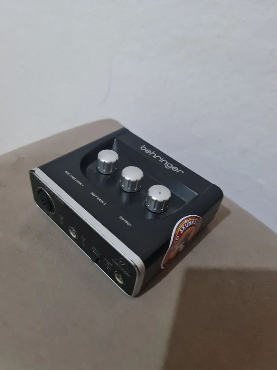 interface de áudio - beringher UM2 u-phoria - Foto 3