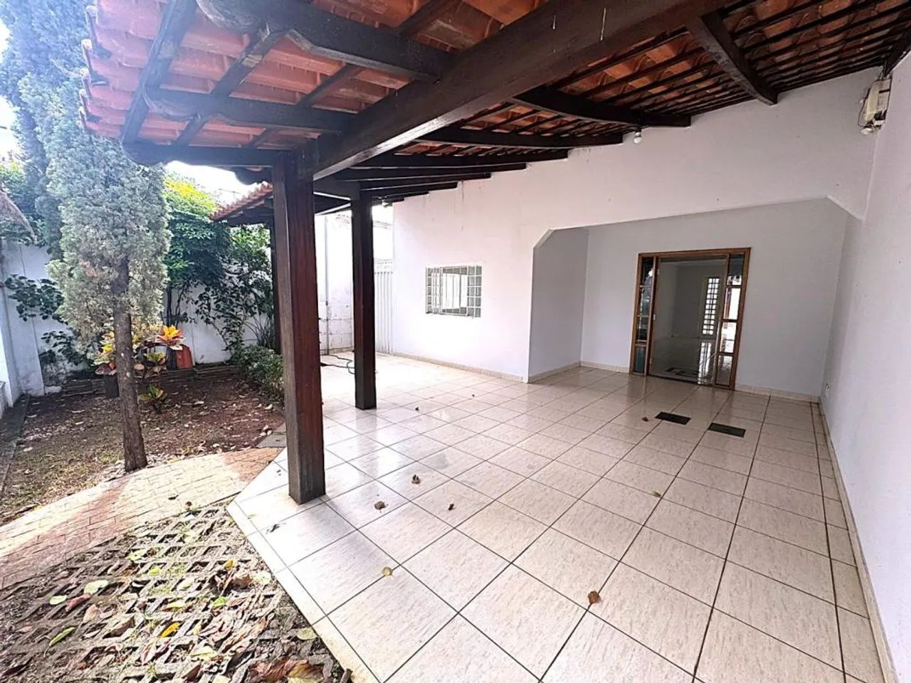 Vende-se Sobrado no Setor Vila Alvorada, 5 quartos, 2 suítes - Foto 2