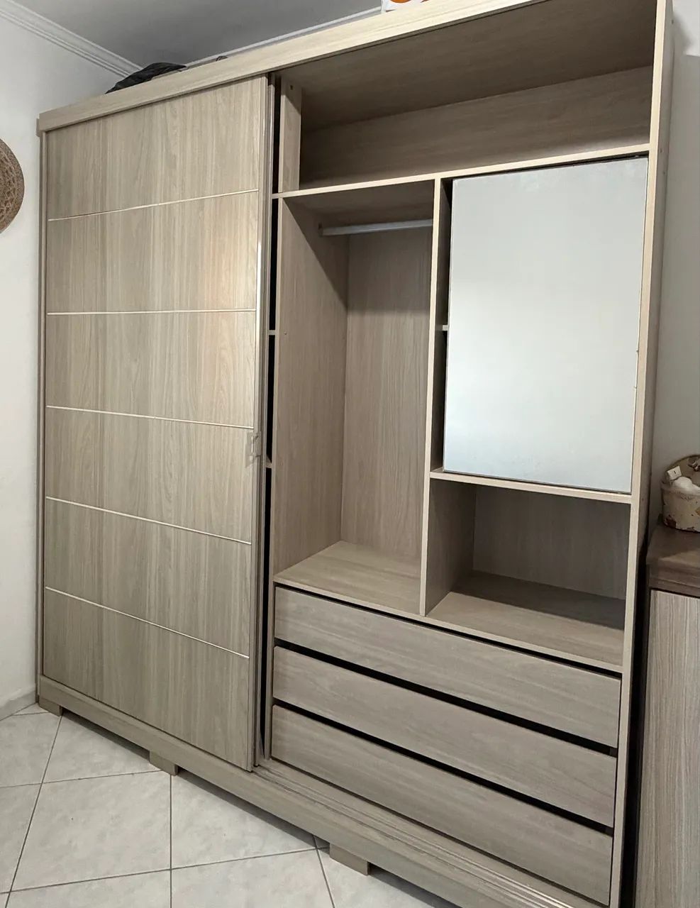 Guarda roupa e cômoda  - Foto 3
