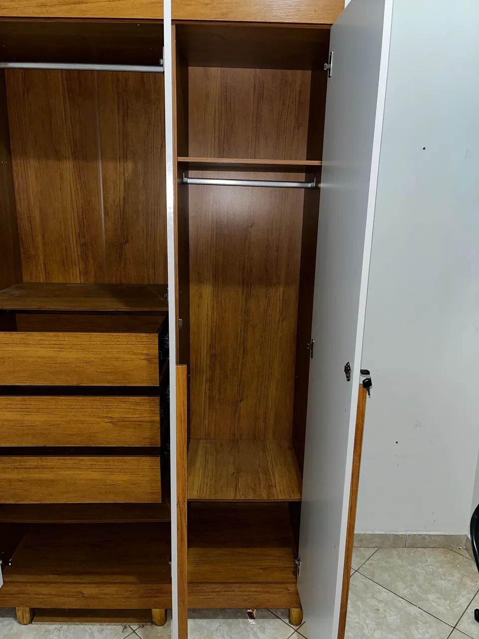 Guarda-roupa 4 portas  - Foto 5