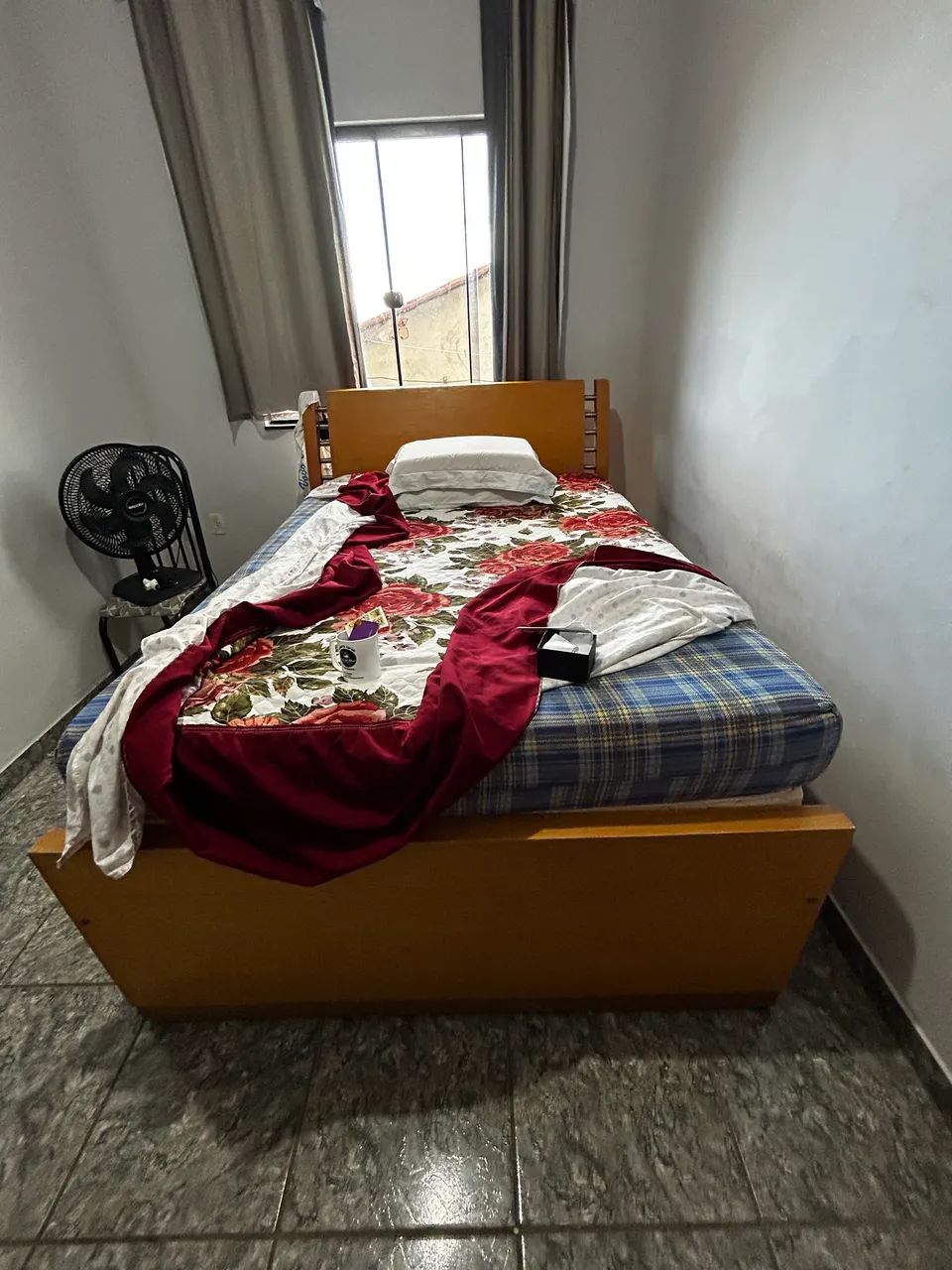 Cama e cômoda  - Foto 3