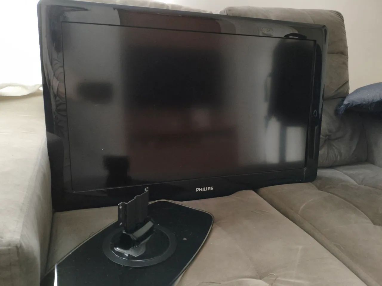 TV Philips 32 polegadas (não é smartv) - Foto 2