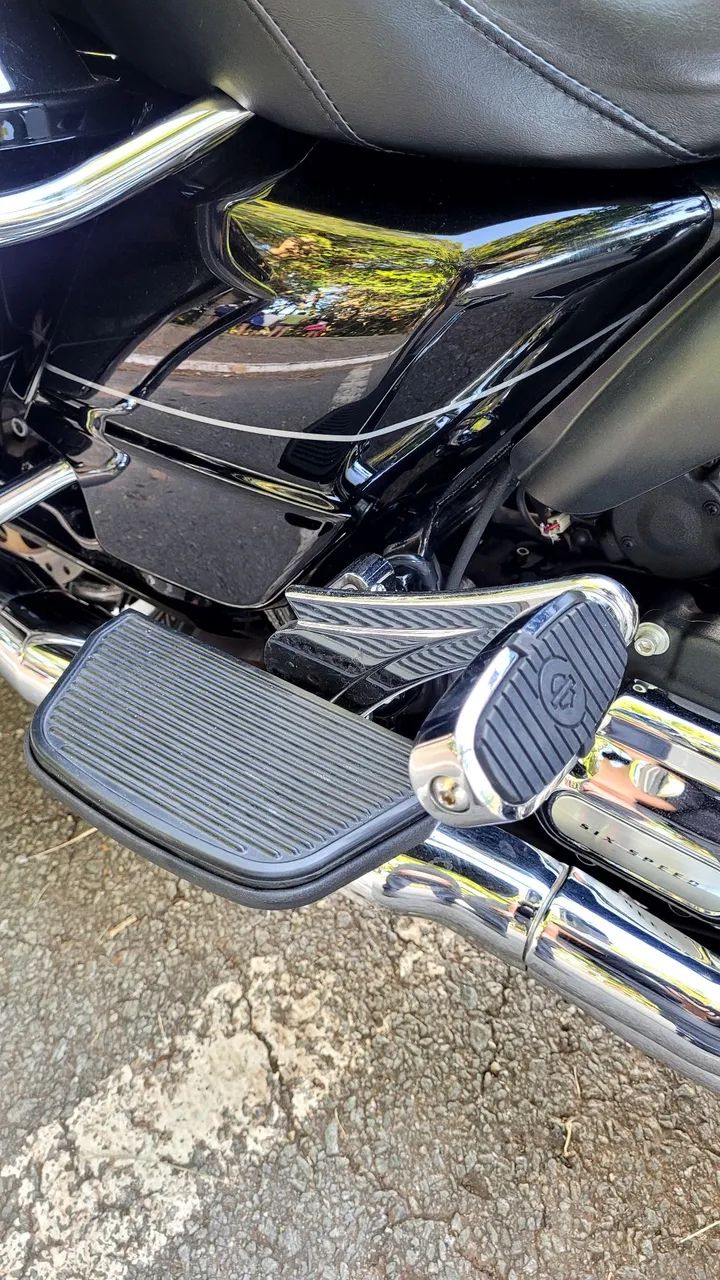 Electra Glide Ultra Limited 2017  - Foto 5