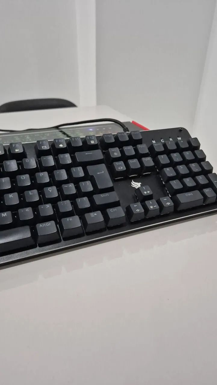 Teclado Mecânico Pichau P631 RGB - Full Size - ABNT2 - Foto 3