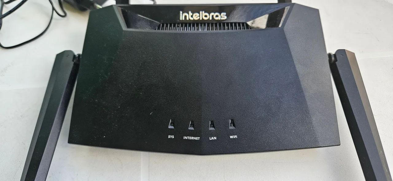 Roteador Wi-Fi e Repetidor Intelbras 