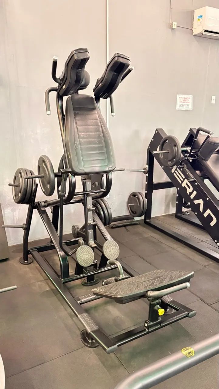 Hack Squat Physicus PHI16 - Profissional  - Foto 4