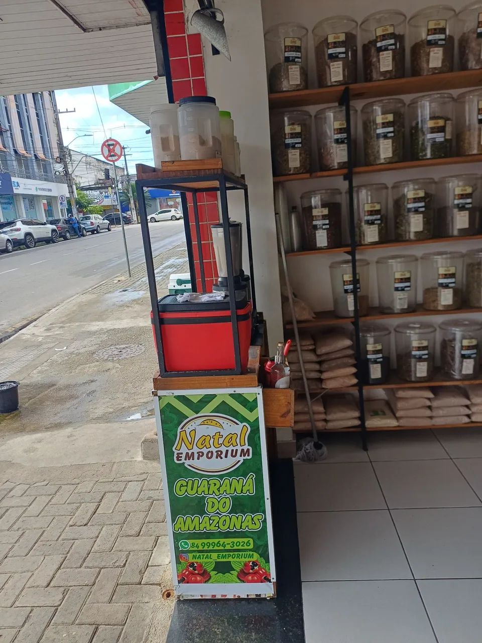Balcão e liquidificador para guaraná do amazonas  - Foto 2
