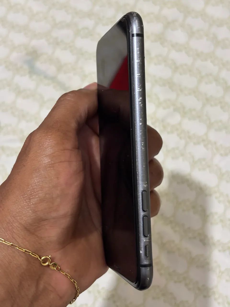 Celular iPhone 11 semi novo  - Foto 4