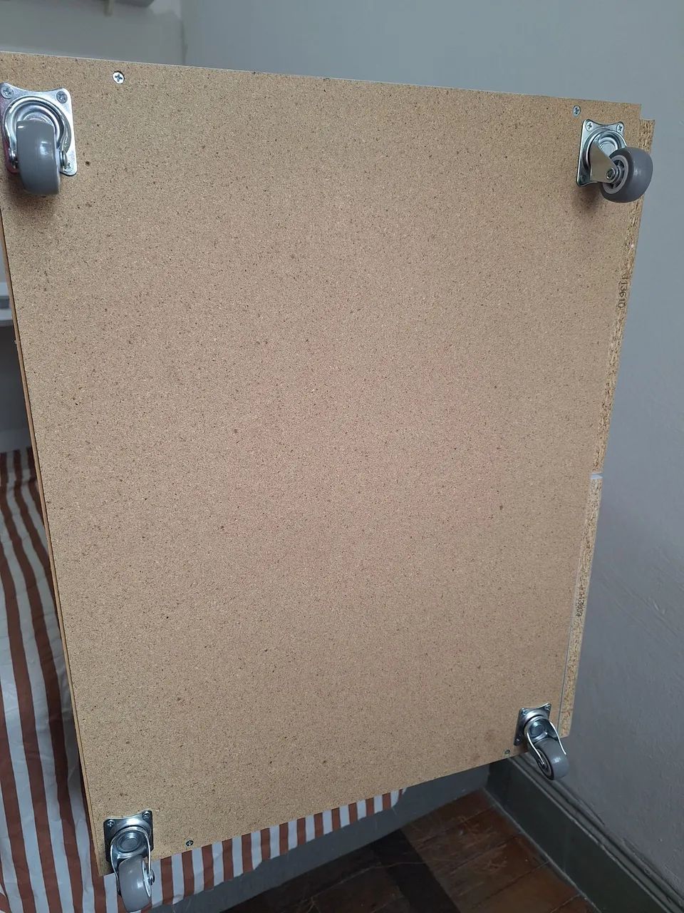 Armário balcão multiuso com rodinhas - Foto 5