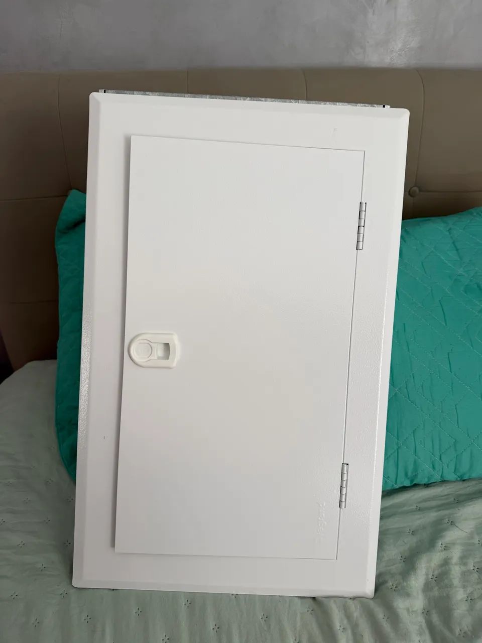 Quadro distribuição embutir 1