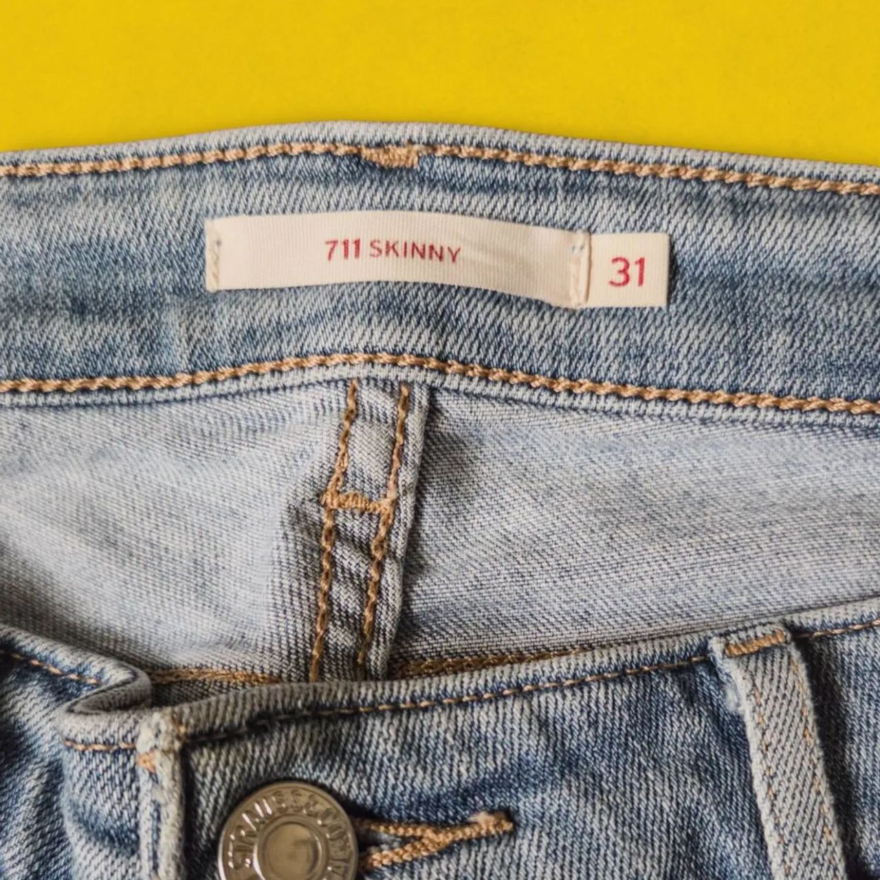 Calça Jeans Levi's 711 Skinny Original  - Foto 4