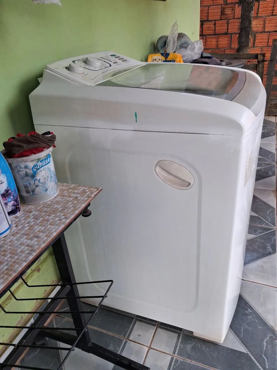 Vendo máquina de lavar eletroxu 12 kilos - Foto 3