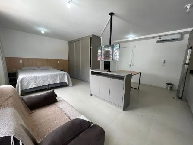 Studio 100% mobiliado com vaga na melhor localização do Centro 
