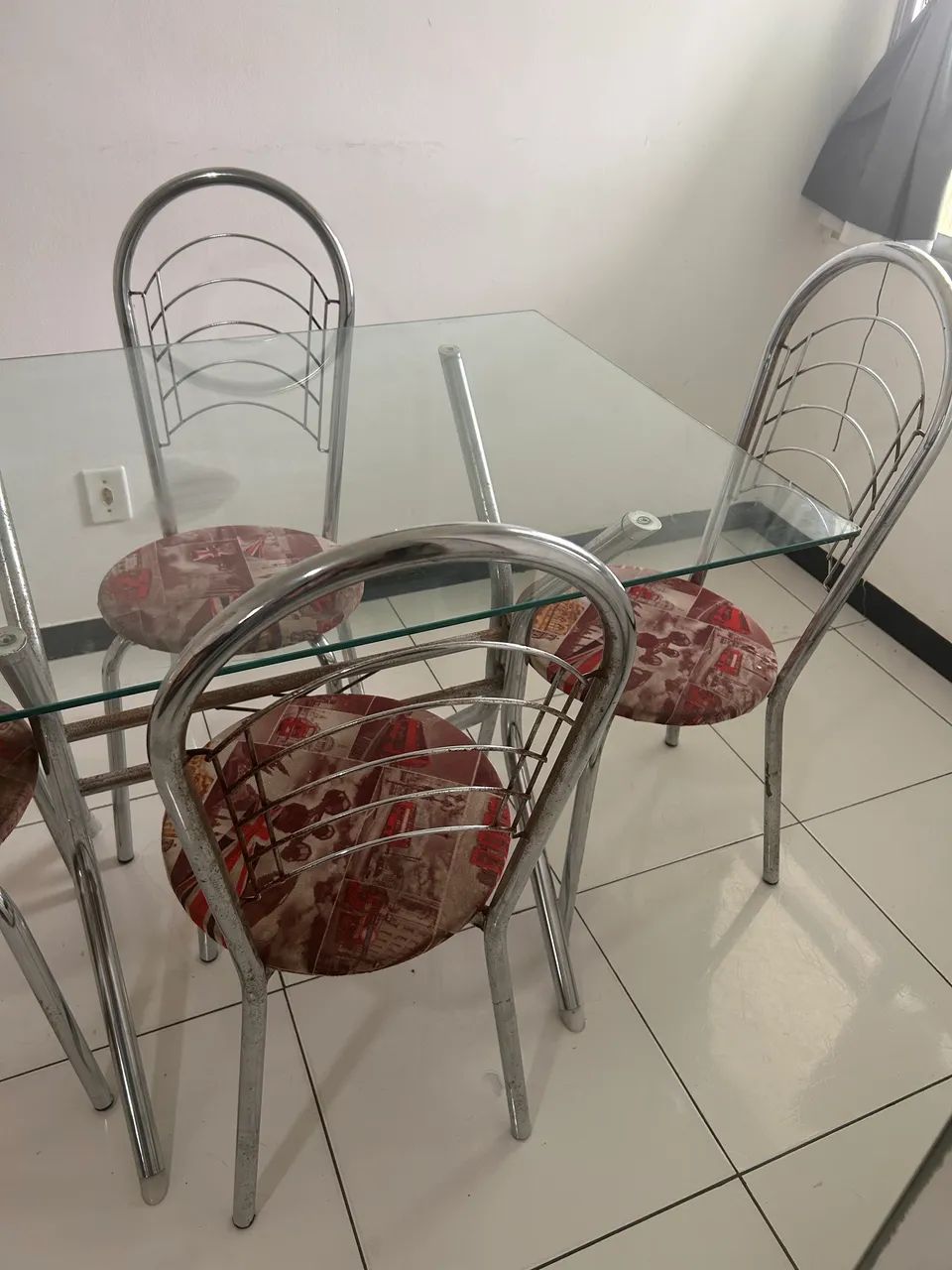 Mesa de 4 lugares  - Foto 2