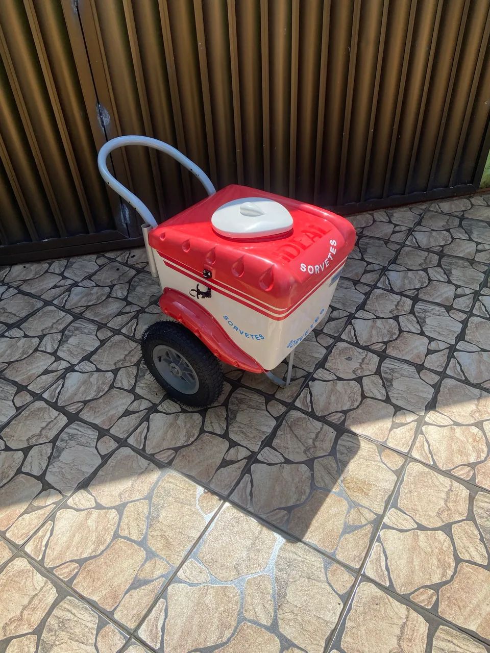 Carrinho de sorvete da marca Thermototal, em excelente estado de conservação  - Foto 5