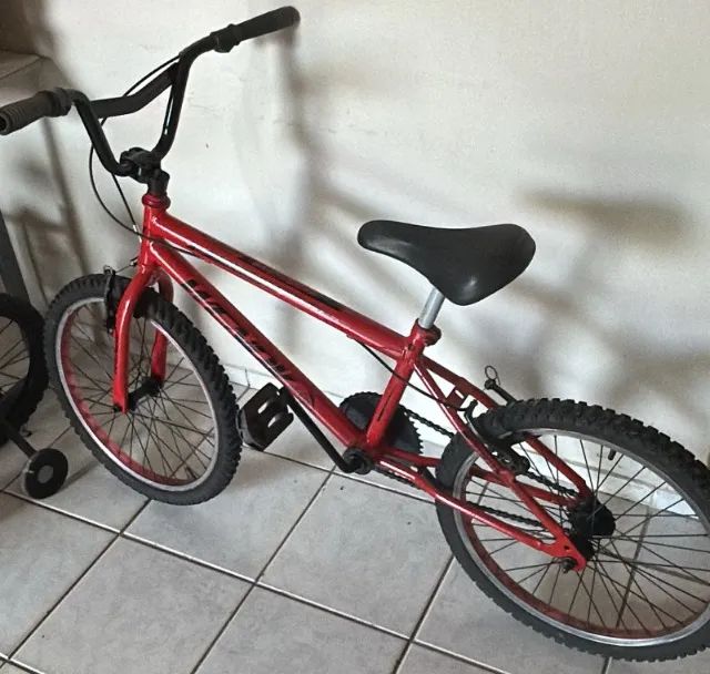 Bicicleta aro 20 - Vermelha - Foto 3