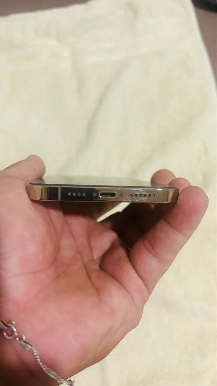 iPhone 12 Pro Max Gold aceito proposta  - Foto 3
