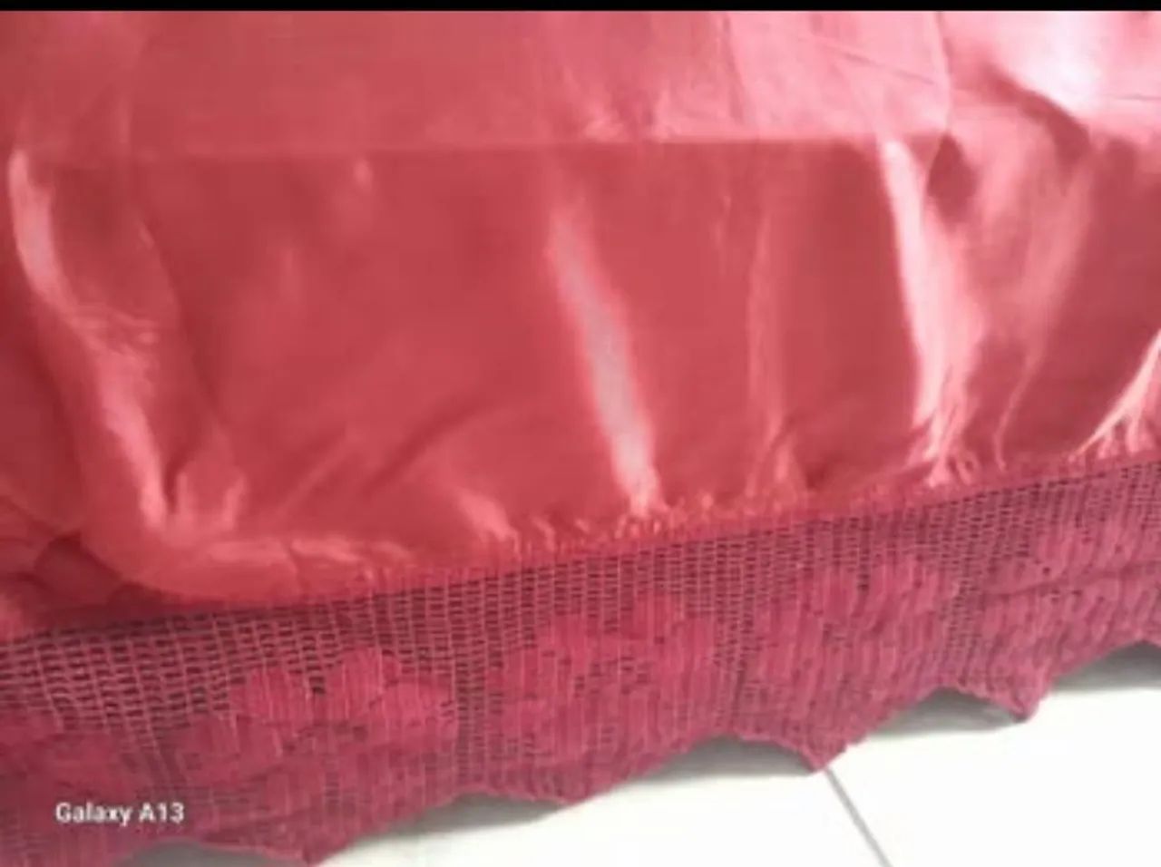 Cobre Leito de Cetim com barra Crochê  - Foto 3
