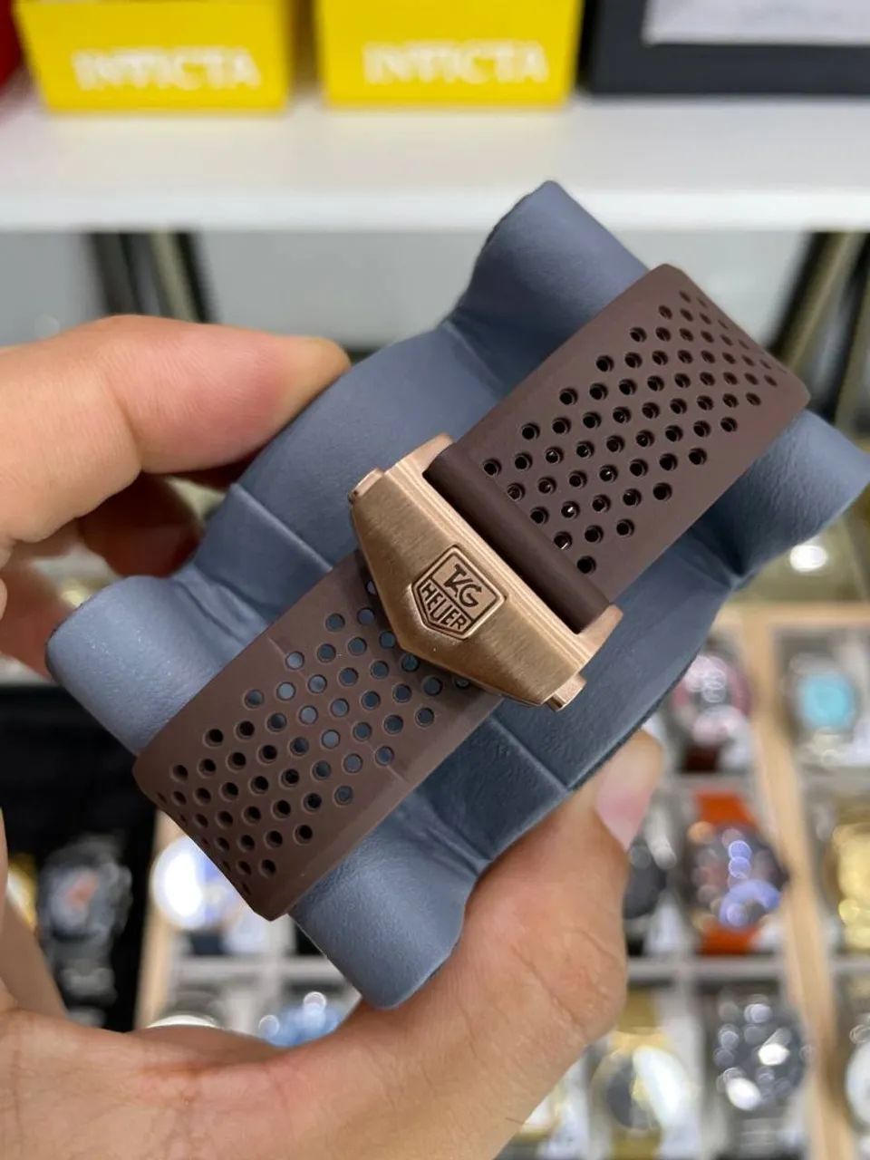 Relógio Premium Quartzo TAG H Pulseira de Silicone - Foto 3