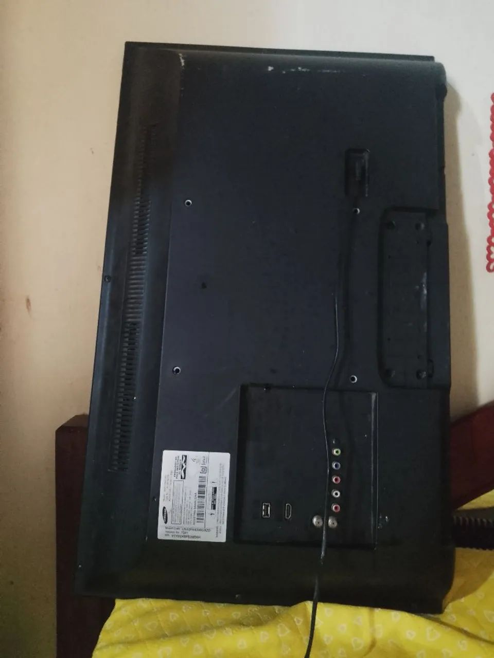 Vendo 32 polegadas quem tiver interesse p concerta . Ou retirada de peças  - Foto 2