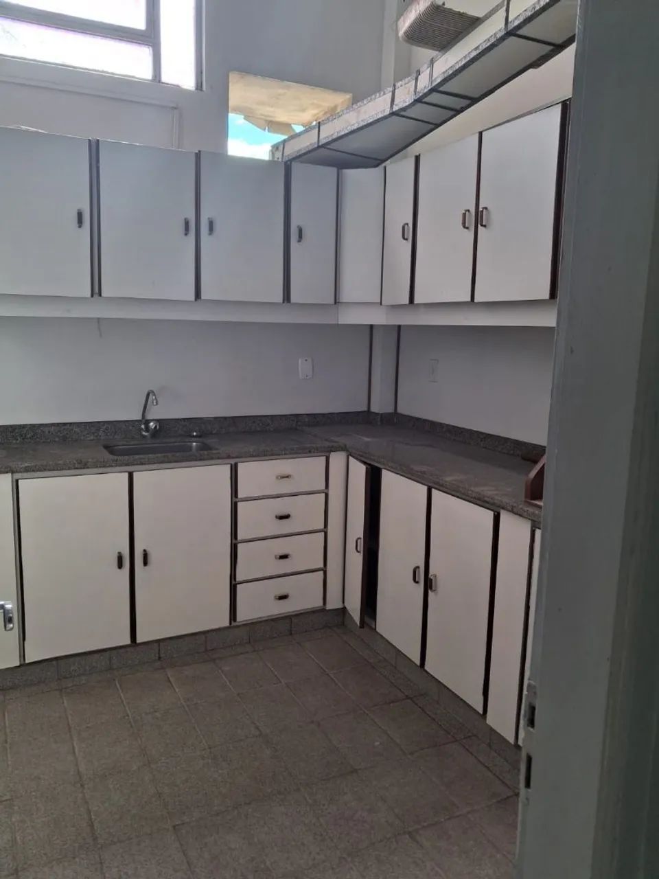 ALUGUEL SALA COMERCIAL ESPAÇOSA Ed. Wanda Cristina. SALA 09. - Foto 3