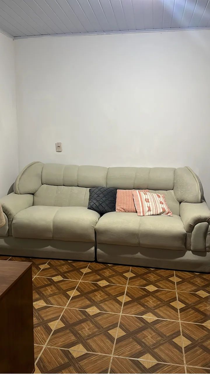 Sofá novinho - motivo: não coube na minha casa