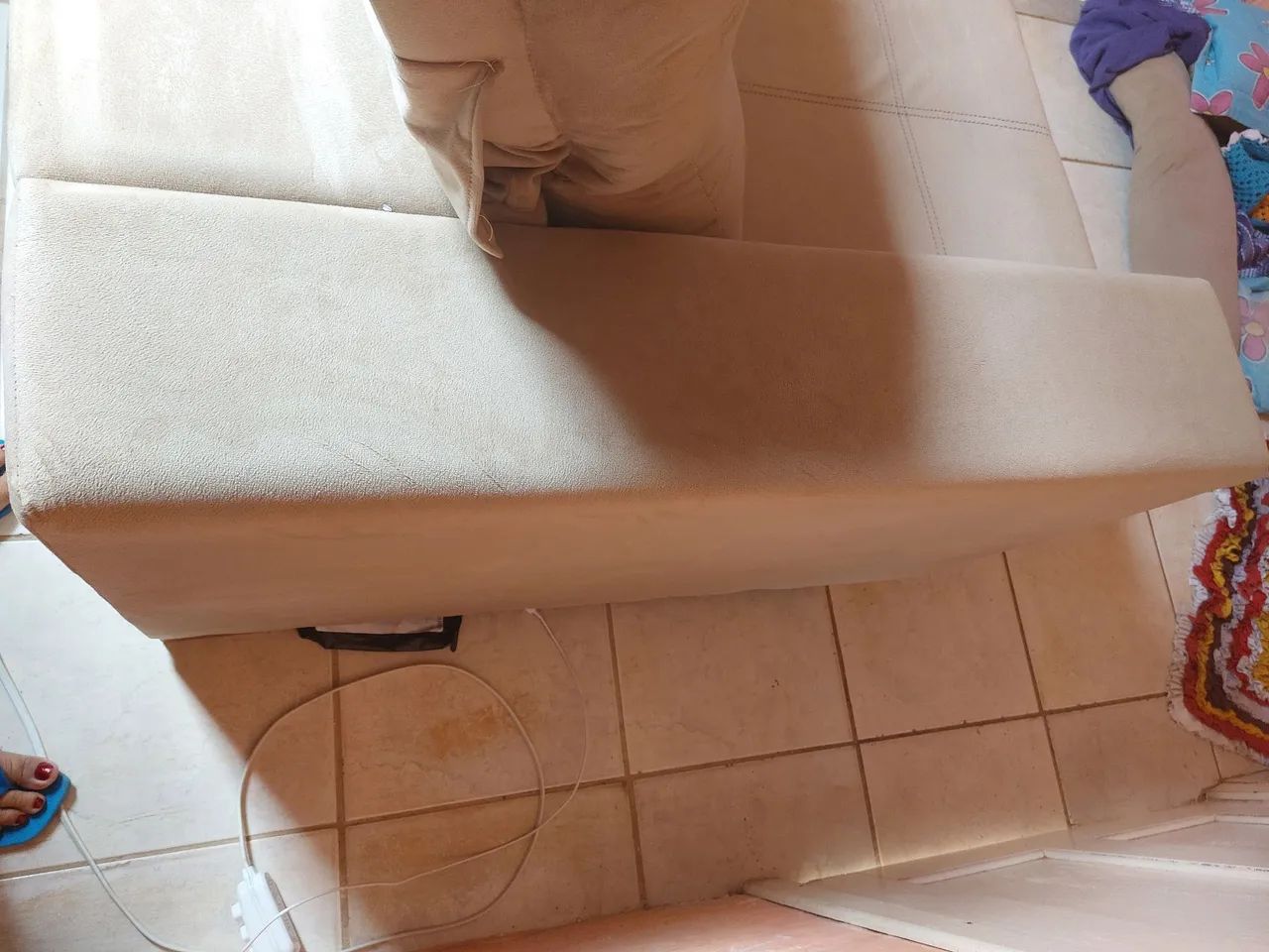 Vende-se, um sofá - Foto 3