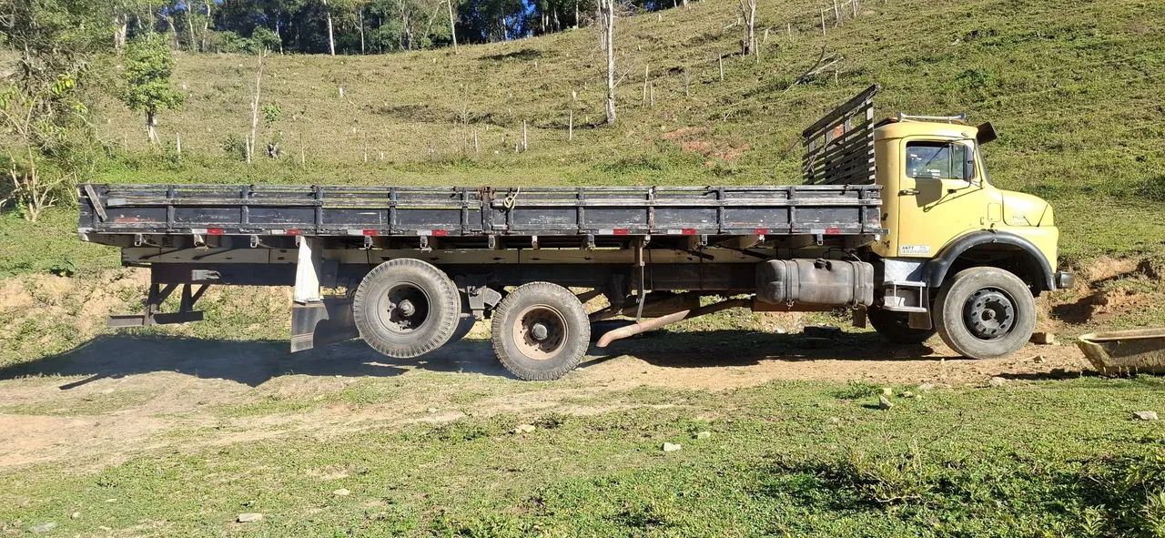 Merecedes benz 1519