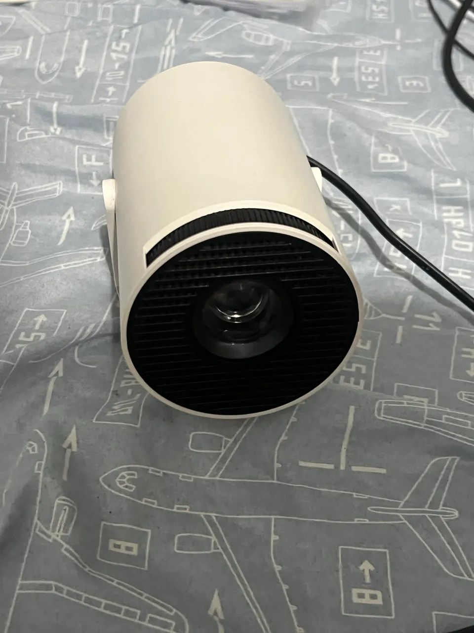 Projetor LED Multimídia 