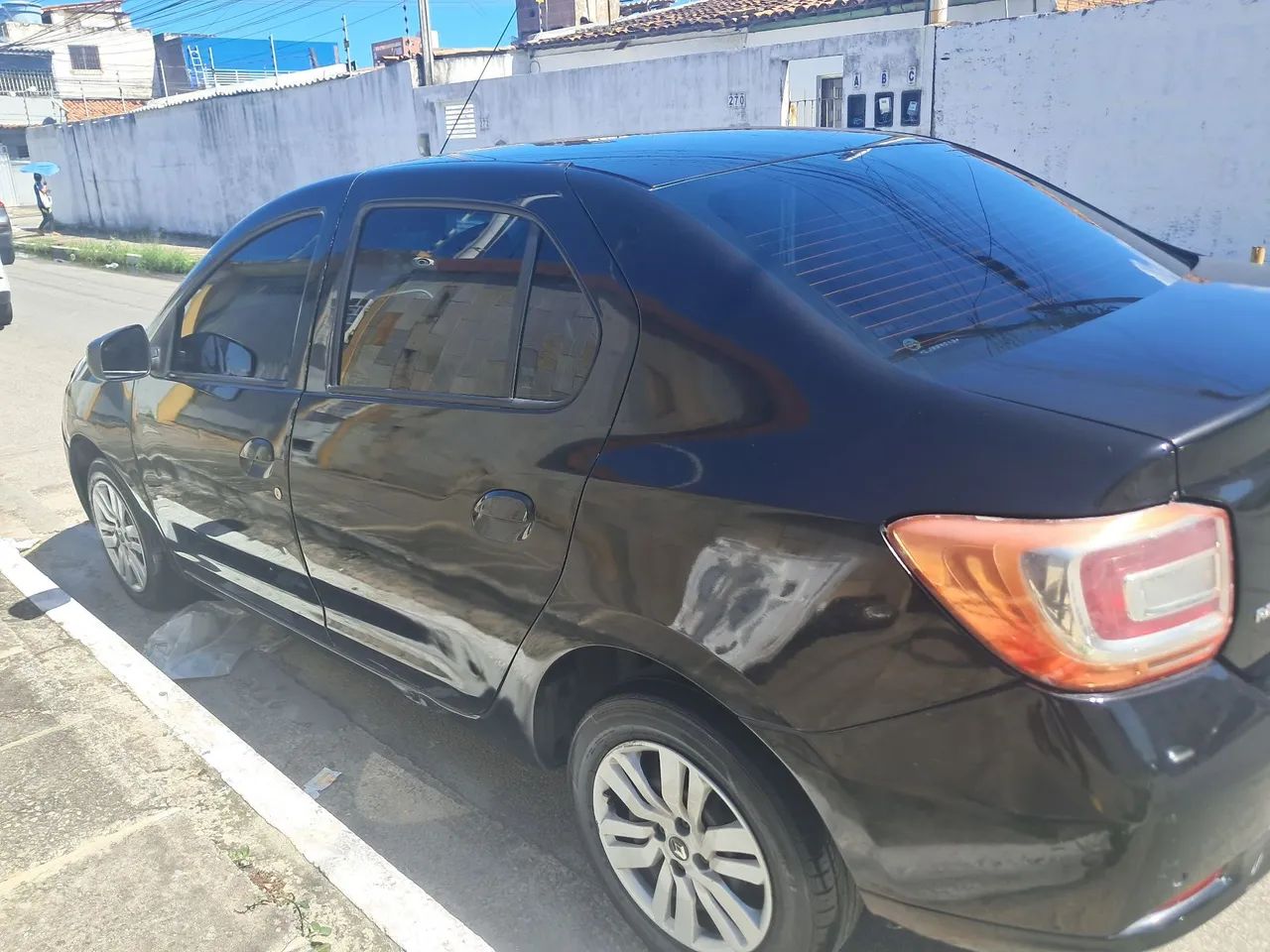 Renault Logan Expression Flex 1.0 12V 4P 2020 - Foto 3