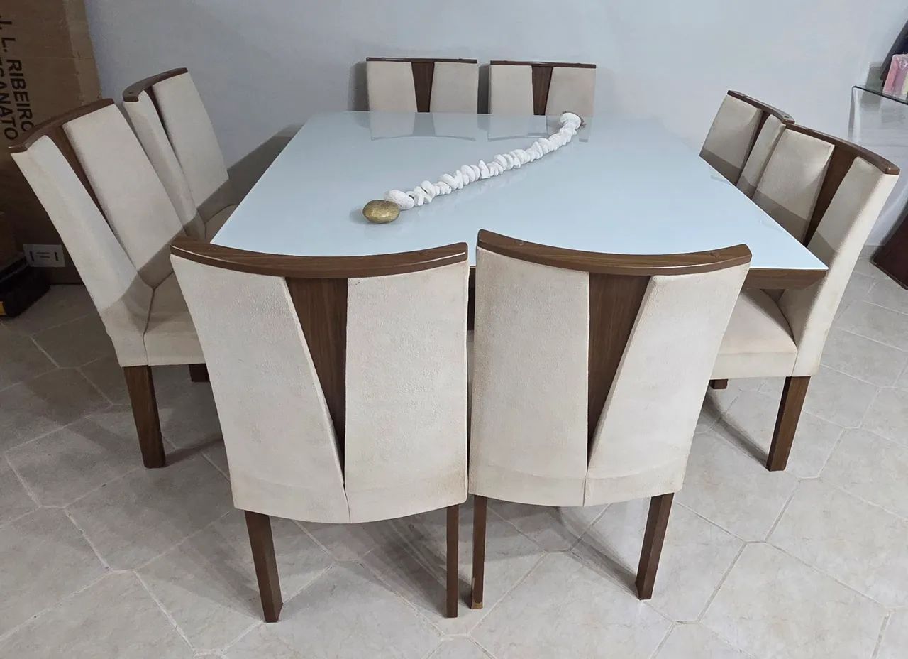 Mesa com 8 cadeiras - Tampo de vidro - Foto 2