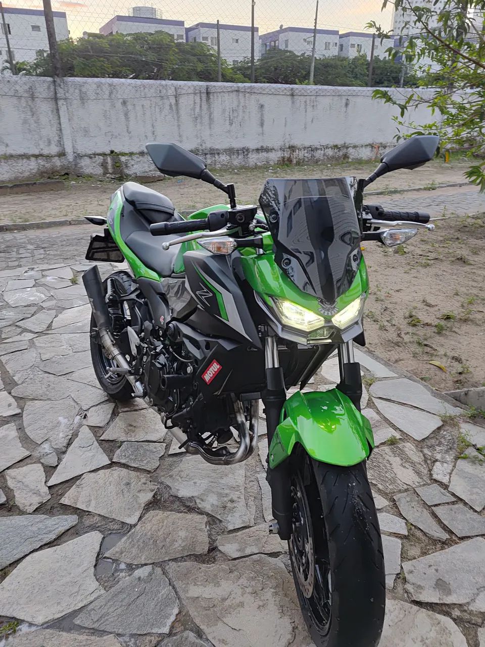 Kawasaki 500 2025 - 1515232297 | OLX