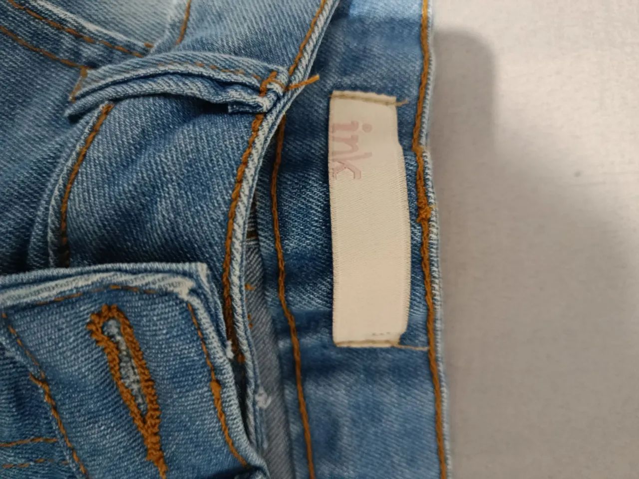 Short Jeans Feminino - Nunca usado - Oportunidade - Foto 2