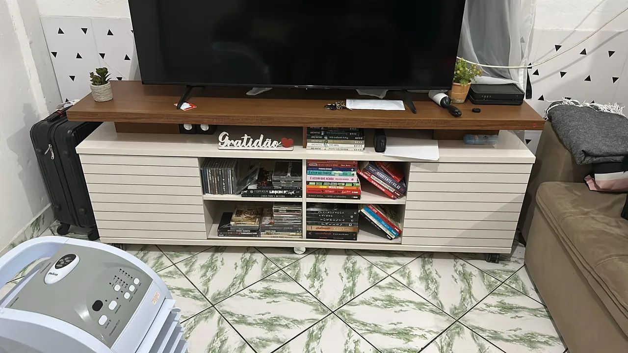Vende-se Rack Sala de Estar
