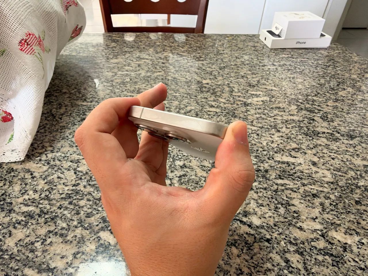 iPhone 15 Pro - Foto 4